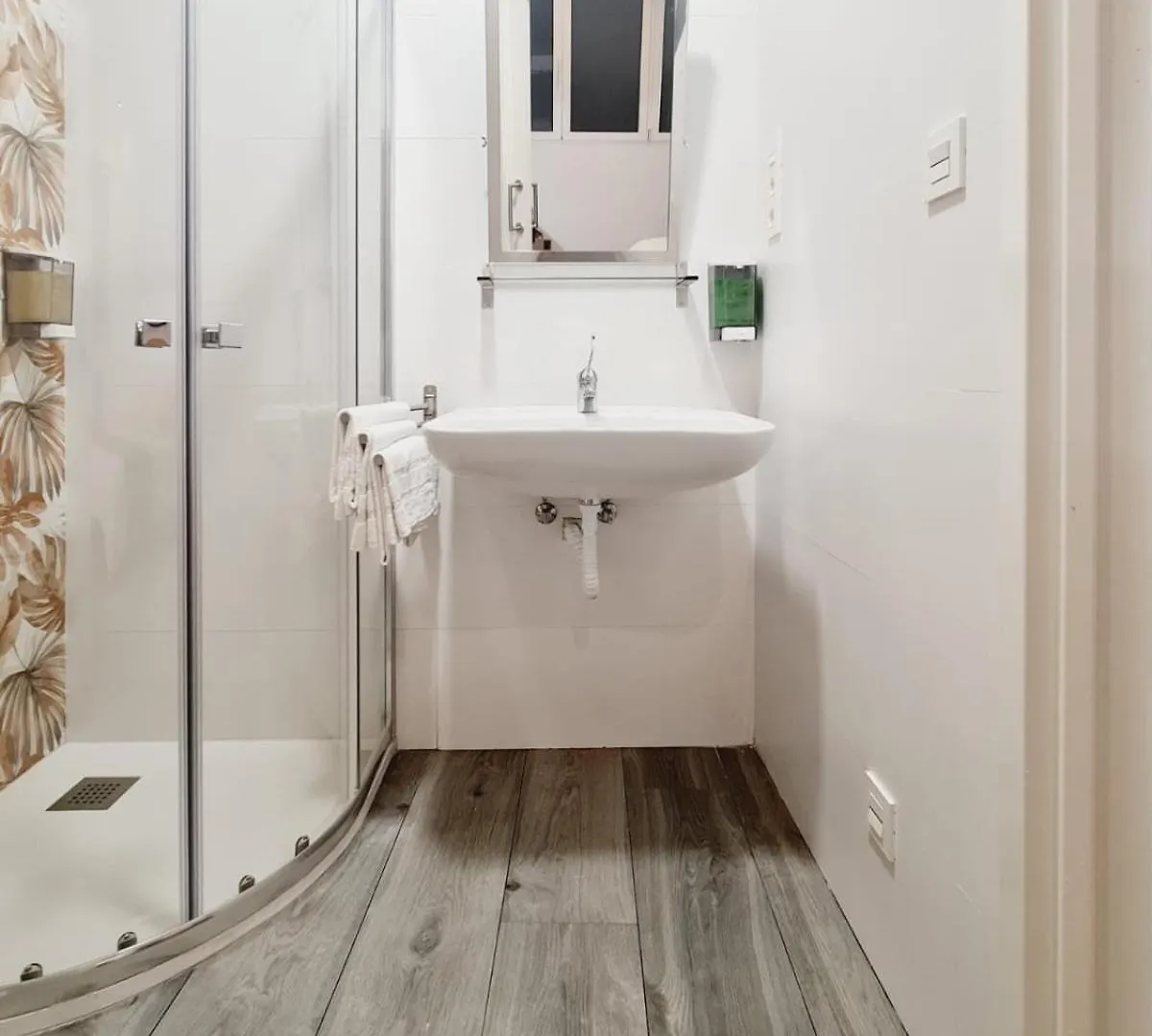 Bilbao Rooms & Kitchen Irala